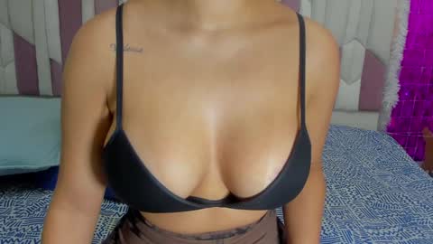 instagram luciana417  online show from December 27, 2024, 3:09 am
