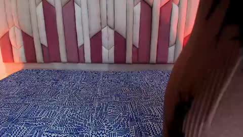 instagram luciana417  online show from October 4, 2025, 3:15 am