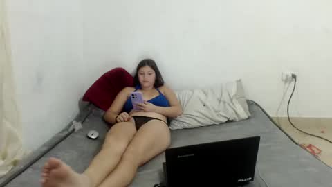 Snapshot of luciana_rober chatting on January 12, 2025, 4:10 am luciana_rober online show from January 12, 2025, 4:10 am