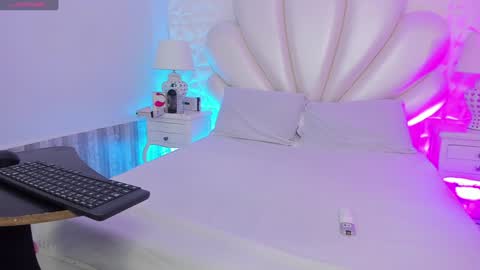 Snapshot of lucianacarter chatting on January 15, 2025, 4:47 am online show from January 15, 2025, 4:47 am