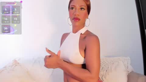 Snapshot of lucianam_13 chatting on July 11, 2026, 3:26 pm LucianaM online show from July 11, 2026, 3:26 pm