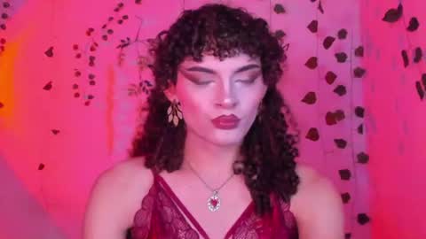 Snapshot of lucianromeo17 chatting on June 19, 2026, 9:13 am Lucy or Lucian 3 Come to my social Links3 online show from June 19, 2026, 9:13 am