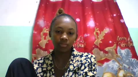 lucie196645 online show from June 19, 2026, 7:01 am