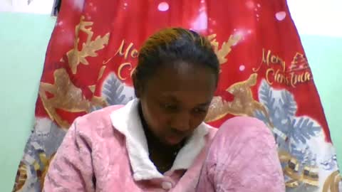 lucie196645 online show from July 7, 2026, 6:34 pm