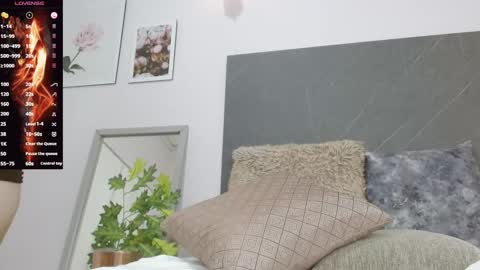 Lucie   online show from January 2, 2025, 10:44 pm