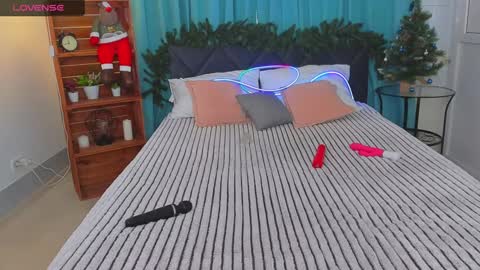 Lucie online show from December 13, 2024, 4:33 am