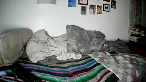 Snapshot of lucieleelark chatting on February 25, 2026, 2:59 pm lucieleelark online show from February 25, 2026, 2:59 pm