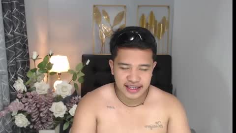 Luciferhotcum online show from February 9, 2025, 5:54 pm