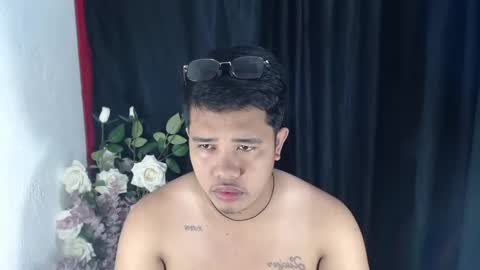 Luciferhotcum online show from February 24, 2025, 9:10 am