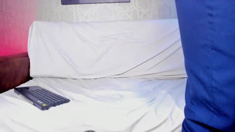 Leo online show from March 8, 2025, 5:22 pm