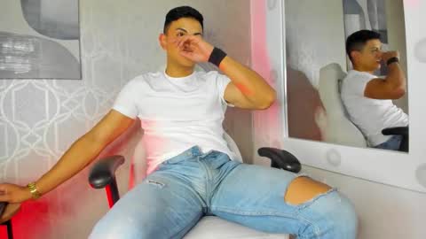 Leo online show from September 12, 2025, 11:43 am