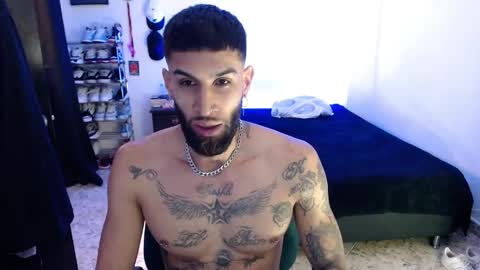 Snapshot of luciifer_hills chatting on January 1, 2025, 3:03 pm luciifer_hills online show from January 1, 2025, 3:03 pm