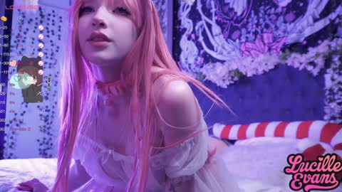 Lucy UwU online show from December 7, 2024, 3:08 pm