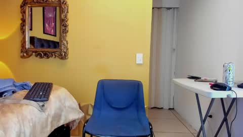 Snapshot of luckk_ chatting on May 28, 2026, 5:16 am luckk_ online show from May 28, 2026, 5:16 am