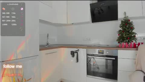 Snapshot of lucky__lady_ chatting on December 21, 2024, 8:43 pm lucky__lady_ online show from December 21, 2024, 8:43 pm