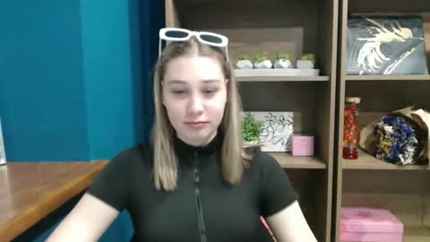 Snapshot of lucky_barbie chatting on May 7, 2026, 1:49 pm Grace online show from May 7, 2026, 1:49 pm