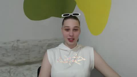 Snapshot of lucky_barbie chatting on May 25, 2026, 2:45 pm Grace online show from May 25, 2026, 2:45 pm