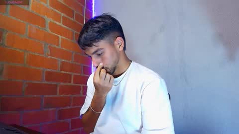 Snapshot of lucky_blessed chatting on October 21, 2025, 12:00 am lucky_blessed online show from October 21, 2025, 12:00 am