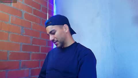 Snapshot of lucky_blessed chatting on November 6, 2025, 3:02 pm lucky_blessed online show from November 6, 2025, 3:02 pm