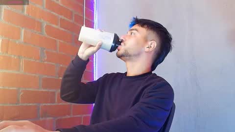 Snapshot of lucky_blessed chatting on November 7, 2025, 4:07 pm lucky_blessed online show from November 7, 2025, 4:07 pm