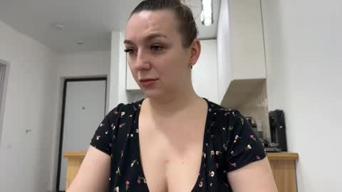 lucky_foryou_baby online show from February 10, 2026, 8:29 am