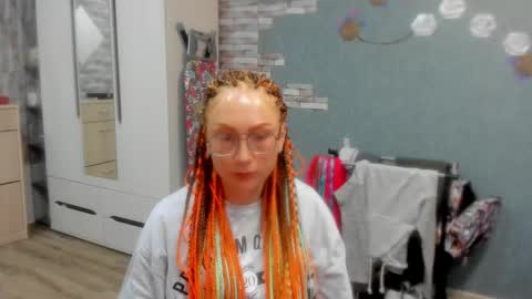 Snapshot of lucky_licky20 chatting on October 28, 2025, 1:20 am lucky_licky20 online show from October 28, 2025, 1:20 am