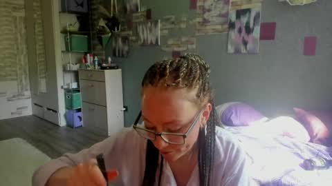 lucky_licky20 online show from June 4, 2026, 2:28 am