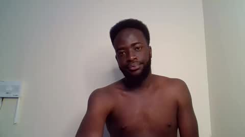 Snapshot of luckycharly chatting on October 5, 2025, 4:38 pm MASTER DOM online show from October 5, 2025, 4:38 pm