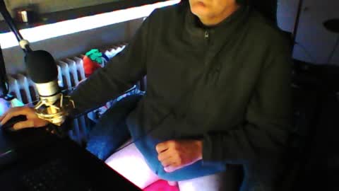        call me  Stefan online show from February 13, 2026, 6:48 pm