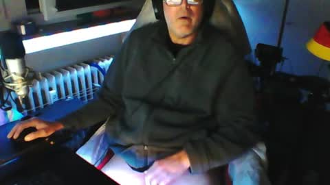       call me  Stefan online show from June 14, 2026, 2:24 am