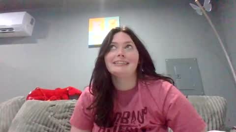 Snapshot of luckygirl96 chatting on October 19, 2025, 1:50 am luckygirl96 online show from October 19, 2025, 1:50 am