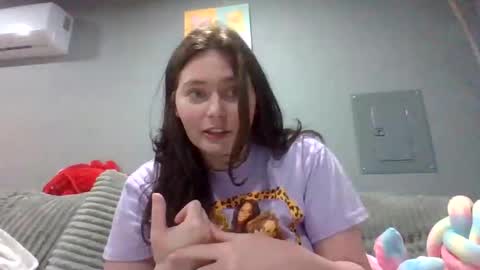 Snapshot of luckygirl96 chatting on October 27, 2025, 12:15 am luckygirl96 online show from October 27, 2025, 12:15 am