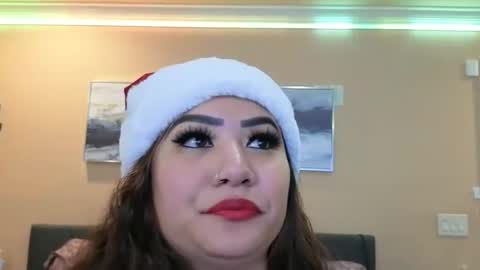 luckylee1992 online show from December 18, 2025, 12:27 am