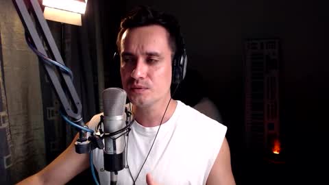 luckyman10000000 online show from November 13, 2025, 2:27 pm