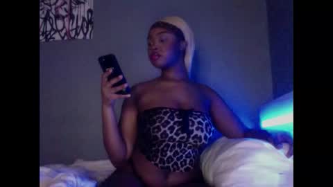 luckytonightx online show from February 2, 2026, 12:09 am