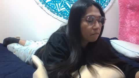 Snapshot of luckyts_cumx chatting on February 4, 2025, 6:14 am luckyts_cumx online show from February 4, 2025, 6:14 am