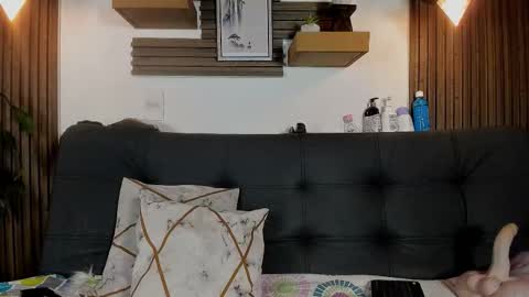 Lucy online show from March 25, 2026, 2:39 am