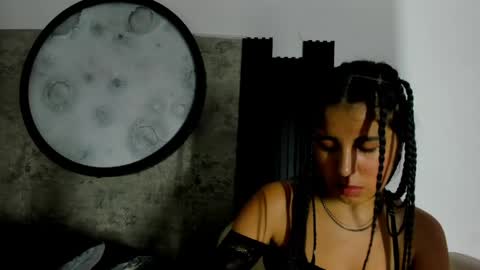   online show from April 24, 2026, 4:15 am