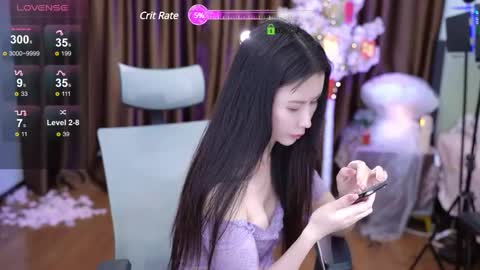 Lucy online show from February 2, 2025, 1:19 pm