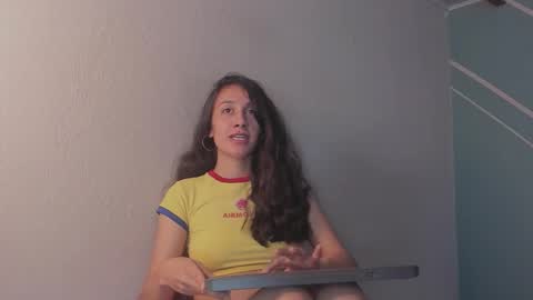 Lucy Herrera online show from February 18, 2026, 12:06 am