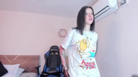 Snapshot of lucy_ferreiraa chatting on September 12, 2025, 4:34 am Your Lucy online show from September 12, 2025, 4:34 am