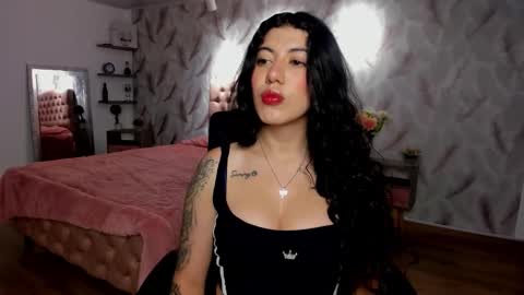 Snapshot of lucy_greys_ chatting on November 29, 2025, 1:58 pm Lucy Greys online show from November 29, 2025, 1:58 pm