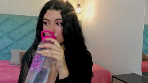 Lucy Greys online show from March 30, 2026, 11:44 am