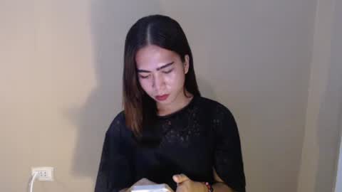 Lucy Anne online show from December 7, 2024, 9:39 am