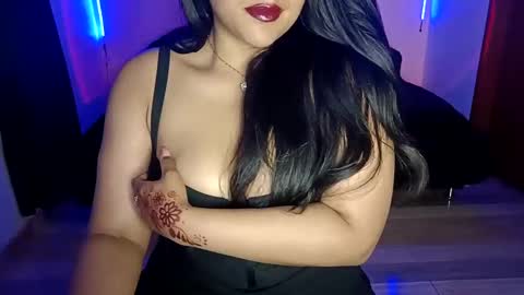 Snapshot of lucy_kanne chatting on February 3, 2025, 3:09 am Lucy online show from February 3, 2025, 3:09 am