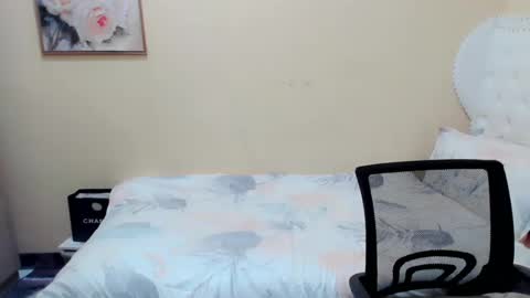 Snapshot of lucy_pearlxx chatting on February 26, 2025, 6:47 am SHIELA online show from February 26, 2025, 6:47 am