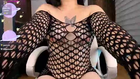 Snapshot of lucy_smith7 chatting on December 14, 2024, 4:23 am Sofia online show from December 14, 2024, 4:23 am