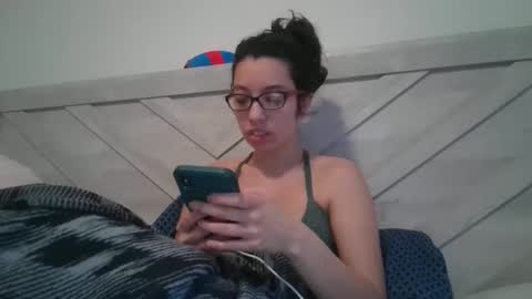 lucylitt25 online show from March 18, 2026, 7:17 pm