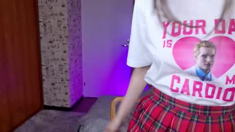 Lucy Rose online show from December 1, 2025, 2:11 pm