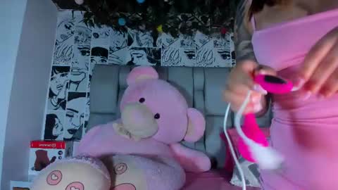 Snapshot of lucyrosse_ chatting on July 25, 2026, 11:30 am Lucy online show from July 25, 2026, 11:30 am